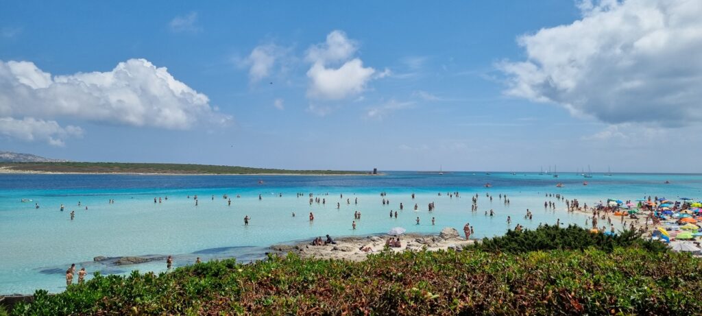 이탈리아 사르데냐 섬 라 펠로사 해변의 모습