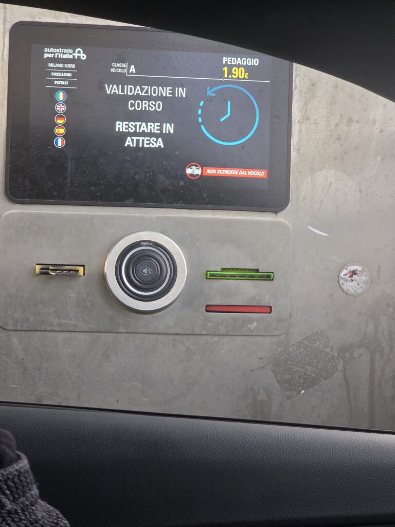 이탈리아 고속도로 요금수납화면